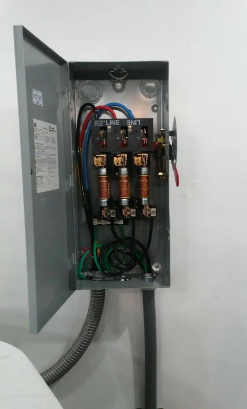 Three-phase disconnect switch installed for Electrical Wiring & Rewiring in Clearfield
